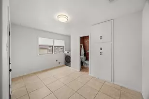 1815 Eckhardt St, Taylor, TX 76574 - Photo 13