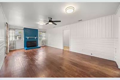 1815 Eckhardt Street, Taylor, TX 76574 - Photo 7