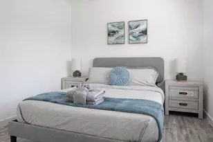 1200 E 52nd St, Austin, TX 78723 - Photo 3