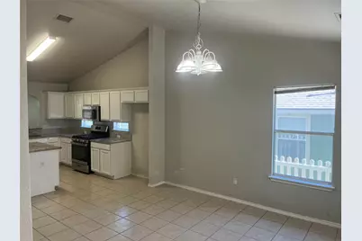 713 Hogan Drive, Kyle, TX 78640 - Photo 5