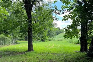 109 W Crockett St, Giddings, TX 78942 - Photo 15