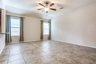 3605 Alpine Autumn Dr, Austin, TX 78744 - Photo 5