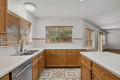 805 Catumet Drive, Pflugerville, TX 78660 - Photo 13