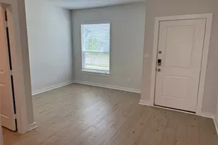 109 Corn Ln, Hutto, TX 78634 - Photo 3