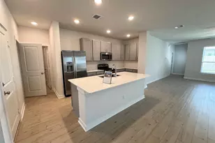 109 Corn Ln, Hutto, TX 78634 - Photo 5