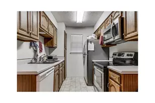 203 E 31st St, Austin, TX 78705 - Photo 3