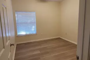 2320 Gracy Farms Ln, Austin, TX 78758 - Photo 5