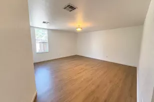 705 Garden Villa Cir, Georgetown, TX 78628 - Photo 3