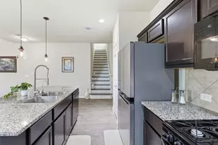 11012 Pack Wagon Trail S, Austin, TX 78754 - Photo 7