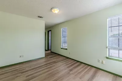 2000 Kenneth Avenue #B, Austin, TX 78741 - Photo 11