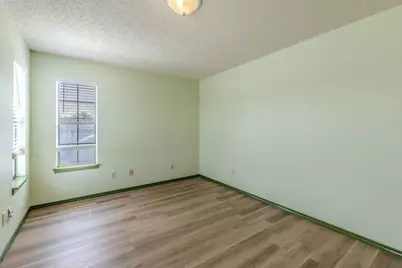 2000 Kenneth Avenue #B, Austin, TX 78741 - Photo 9