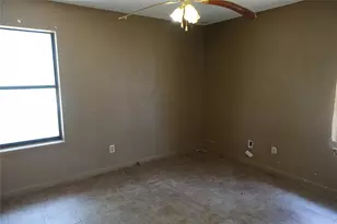 240 McAcres Dr, McDade, TX 78650 - Photo 15