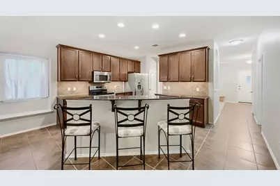 18717 Royal Pointe Drive, Pflugerville, TX 78660 - Photo 7