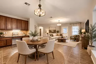 18717 Royal Pointe Dr, Pflugerville, TX 78660 - Photo 9