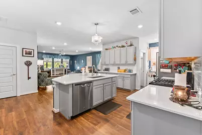 204 Florenz Lane, Georgetown, TX 78628 - Photo 17