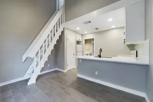 2815 Rio Grande St, Austin, TX 78705 - Photo 3