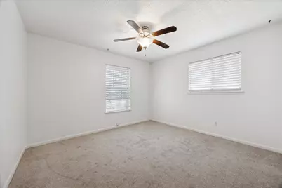 10512 Walnut Bend Drive, Austin, TX 78753 - Photo 17