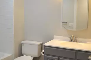 6400 Santos St, Austin, TX 78741 - Photo 19