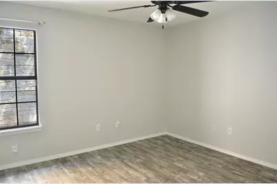 6400 Santos Street, Austin, TX 78741 - Photo 17