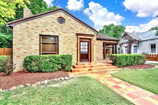 608 W Hopkins St, San Marcos, TX 78666 - Photo 21