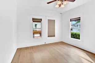 608 W Hopkins St, San Marcos, TX 78666 - Photo 15