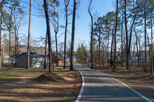 537 Co Rd 1596, Hughes Springs, TX 75630 - Photo 33