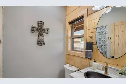 537 County Road 1596, Hughes Springs, TX 75630 - Photo 17