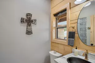 537 Co Rd 1596, Hughes Springs, TX 75630 - Photo 17