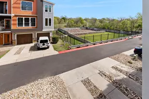 2617 Witsome Loop, Austin, TX 78741 - Photo 25