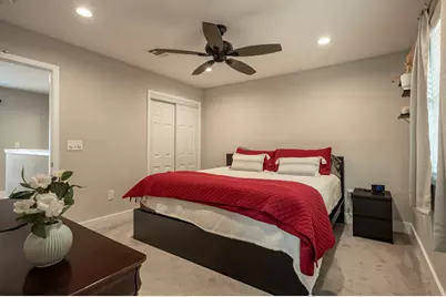 935 La Posada Drive #148, Austin, TX 78752 - Photo 11