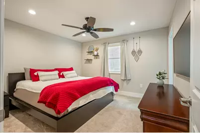 935 La Posada Drive #148, Austin, TX 78752 - Photo 9
