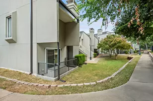 935 La Posada Dr, Austin, TX 78752 - Photo 21