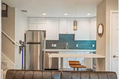 935 La Posada Drive #148, Austin, TX 78752 - Photo 7