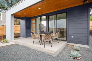 2919 E 13th St, Austin, TX 78702 - Photo 3