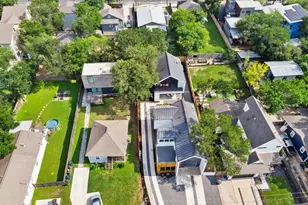 2919 E 13th St, Austin, TX 78702 - Photo 21