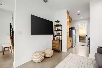 2919 E 13th Street #2, Austin, TX 78702 - Photo 9