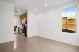 2919 E 13th St, Austin, TX 78702 - Photo 7
