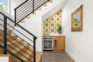 2919 E 13th St, Austin, TX 78702 - Photo 9