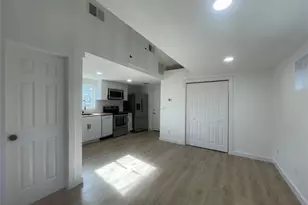 1403 Newfield Ln, Austin, TX 78703 - Photo 25