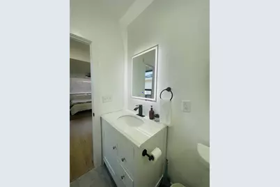 1403 Newfield Lane, Austin, TX 78703 - Photo 17