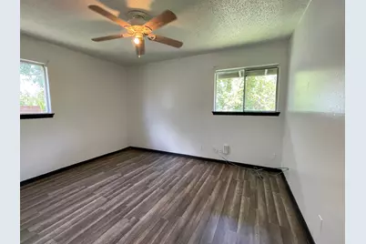 2015 Greenbrook Parkway #B, Austin, TX 78723 - Photo 13