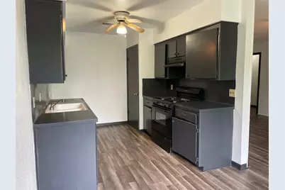 2015 Greenbrook Parkway #B, Austin, TX 78723 - Photo 7