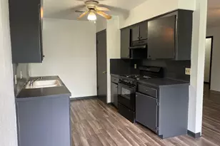 2015 Greenbrook Pkwy, Austin, TX 78723 - Photo 7