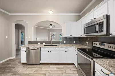 202 Flinn Street, Hutto, TX 78634 - Photo 11