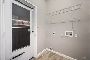 202 Flinn St, Hutto, TX 78634 - Photo 19