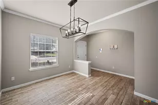 202 Flinn St, Hutto, TX 78634 - Photo 5