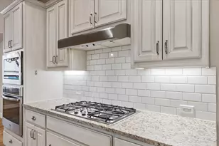 4705 Gallego Cir, Austin, TX 78738 - Photo 15
