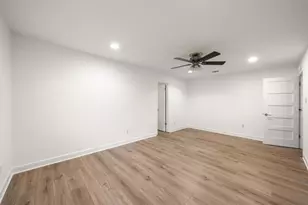 5153 Ganymede Dr, Austin, TX 78727 - Photo 23