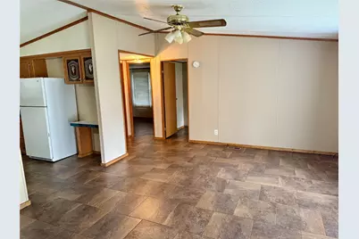 2001 Pecan Street, Bastrop, TX 78602 - Photo 5
