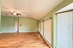 301 Quail Meadow Dr, Kyle, TX 78640 - Photo 7